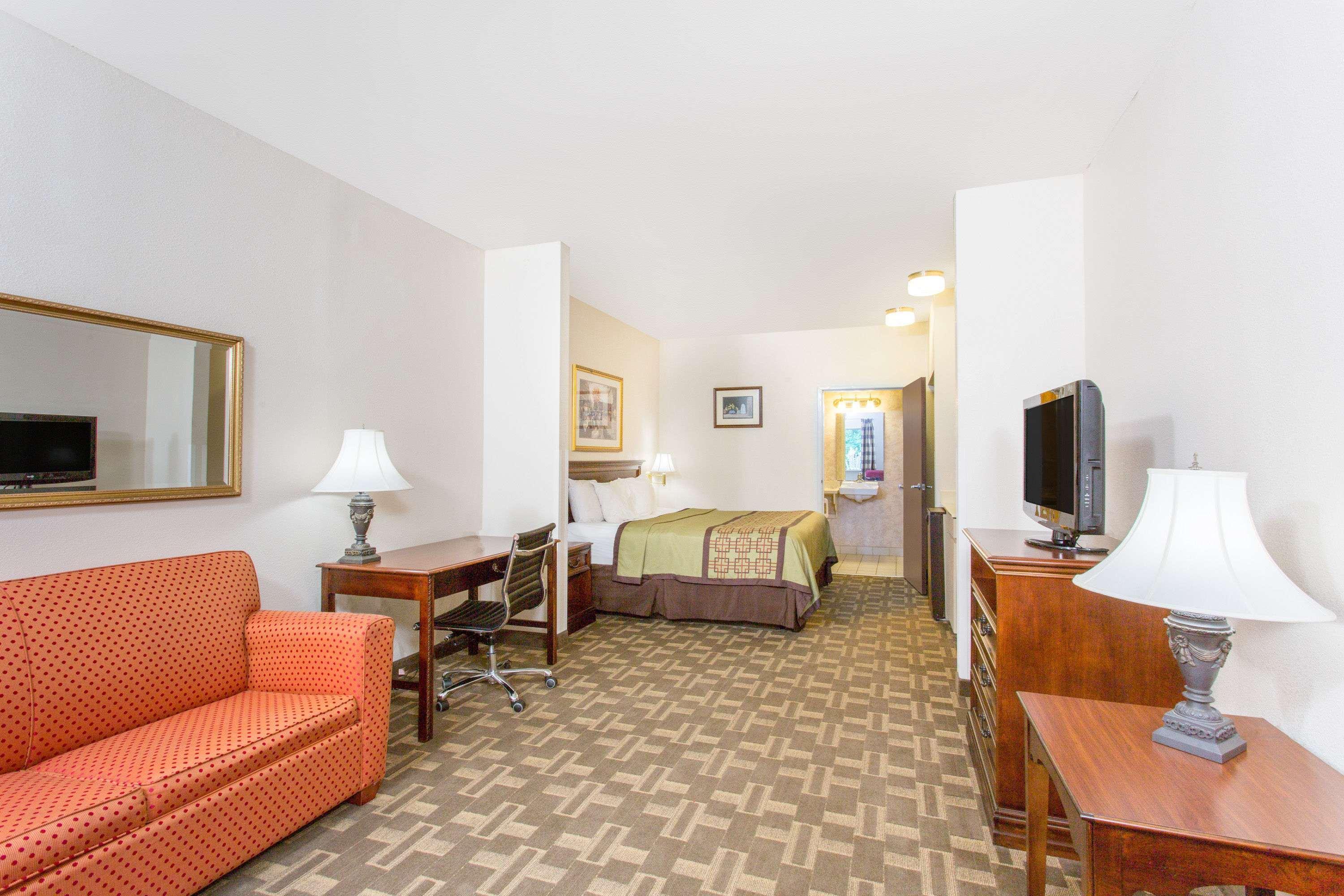 Days Inn By Wyndham Lexington Eksteriør bilde