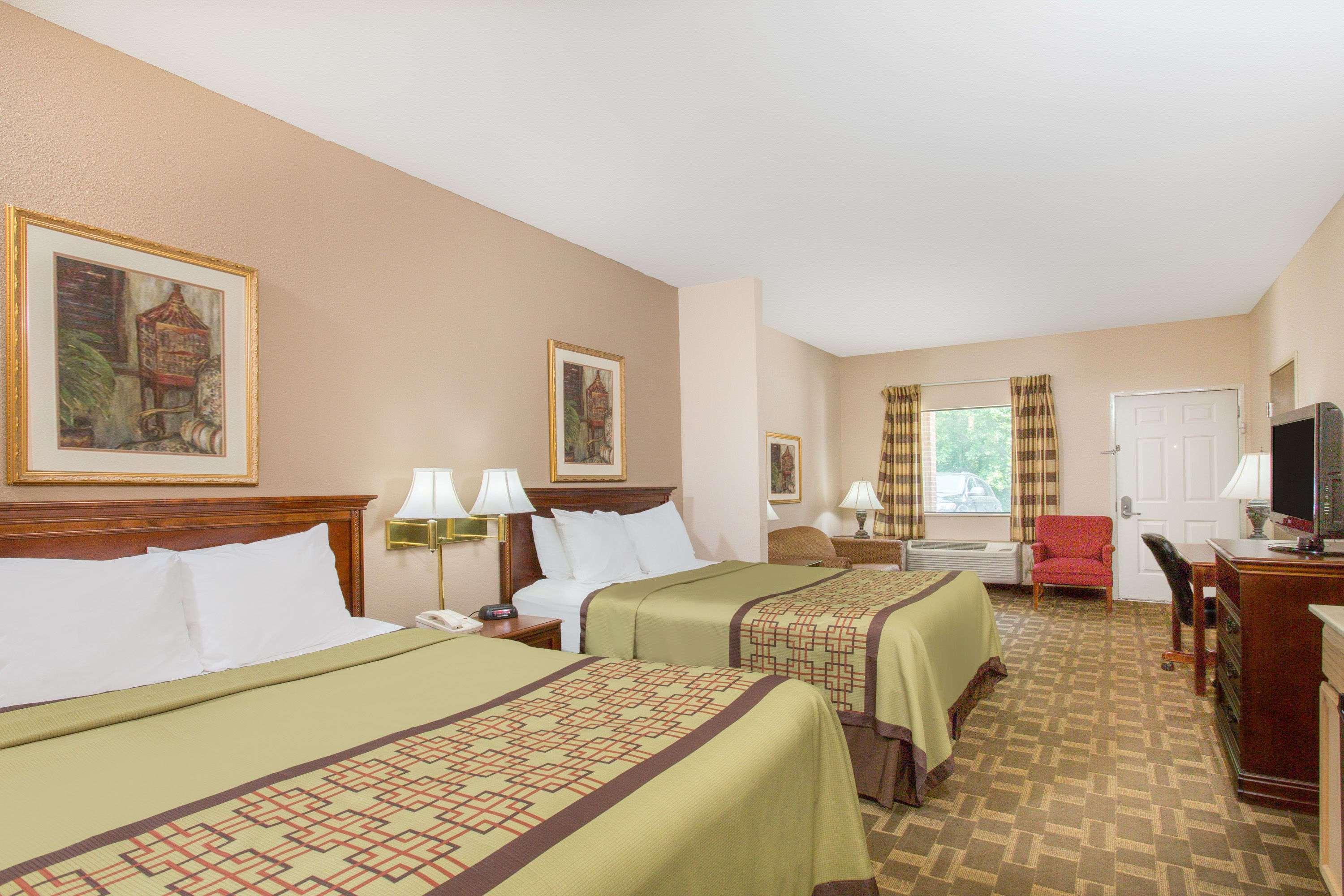 Days Inn By Wyndham Lexington Eksteriør bilde