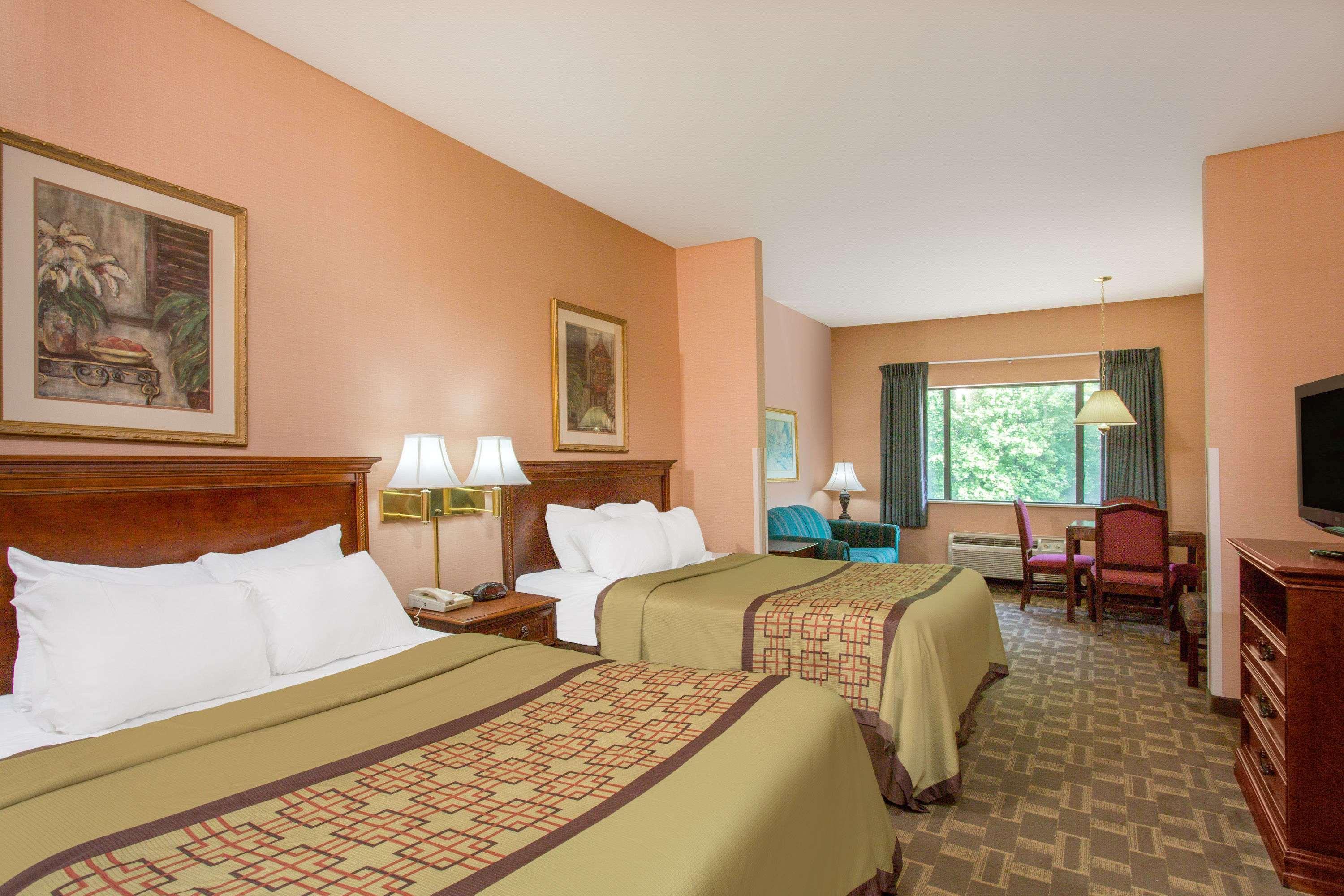 Days Inn By Wyndham Lexington Eksteriør bilde